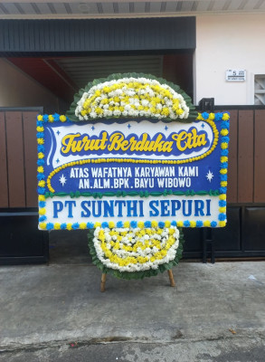 Papan Bunga Duka di Mbulmu Yalma